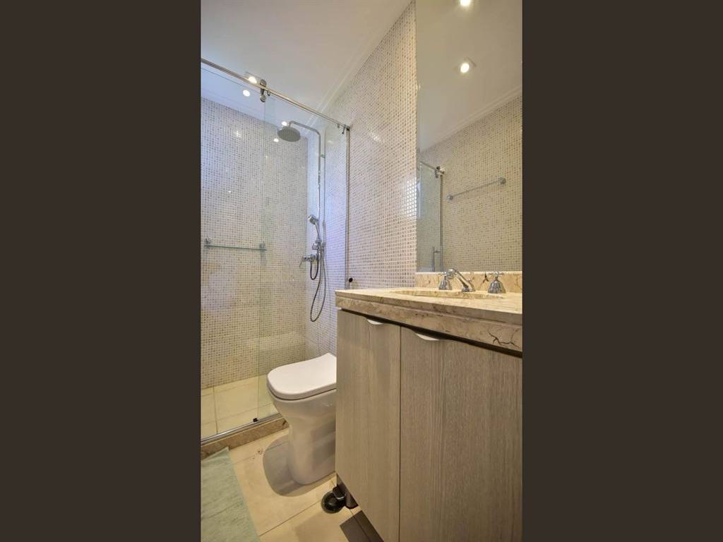 Apartamento com 3 quartos e 210 m² em Vila Guilhermina, Praia Grande