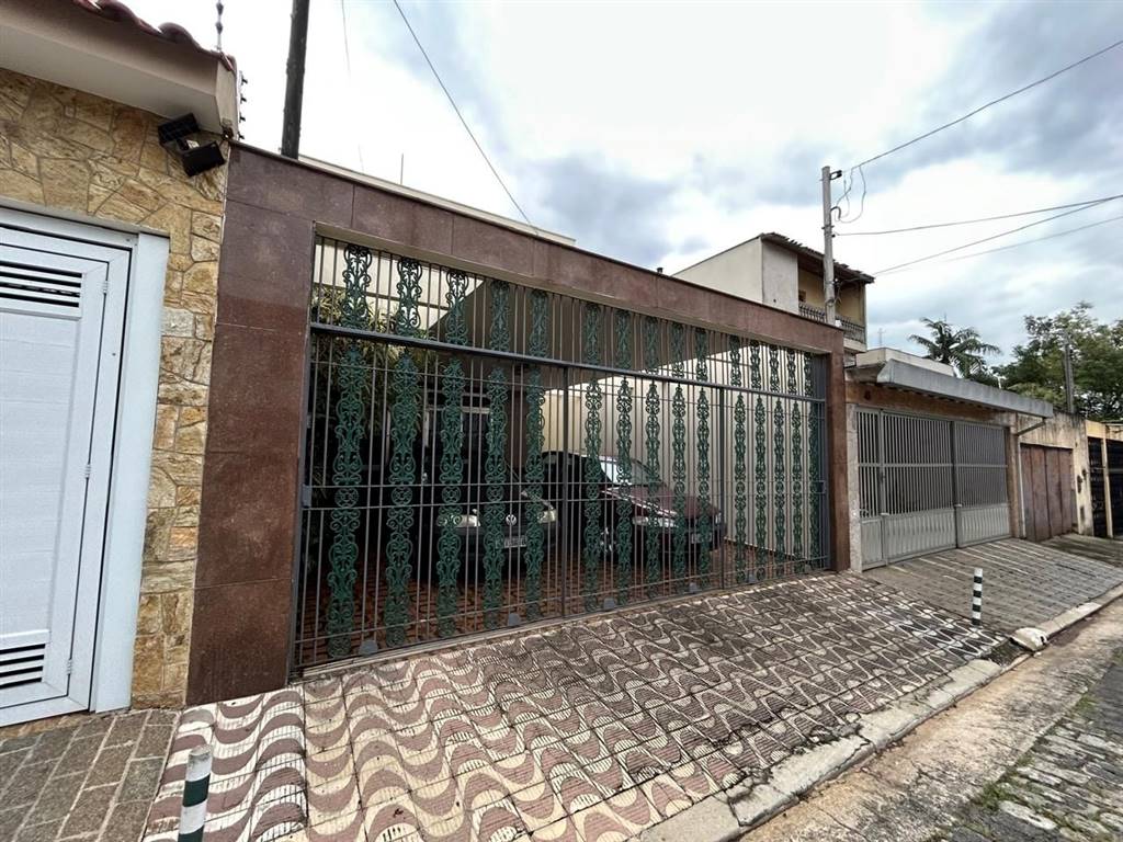 Casa com 3 quartos e 218 m² em Vila Guilhermina, Praia Grande