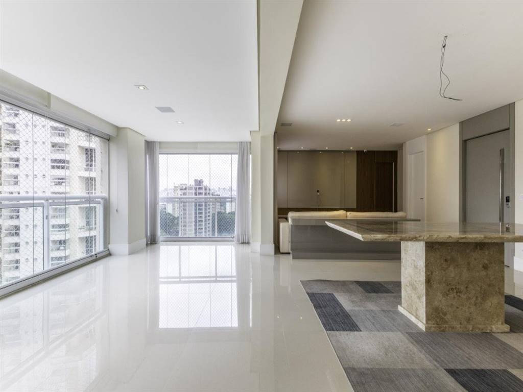 Apartamento com 3 quartos e 157 m² em Vila Guilhermina, Praia Grande