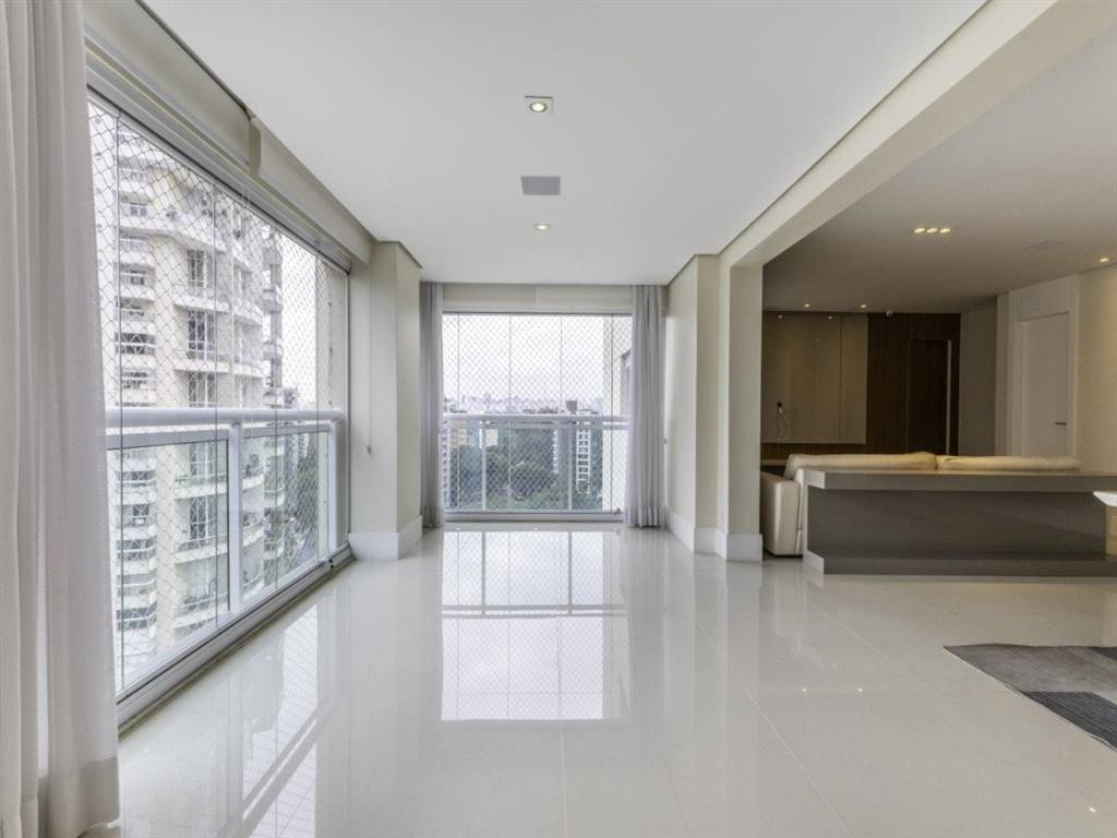 Apartamento com 3 quartos e 157 m² em Vila Guilhermina, Praia Grande