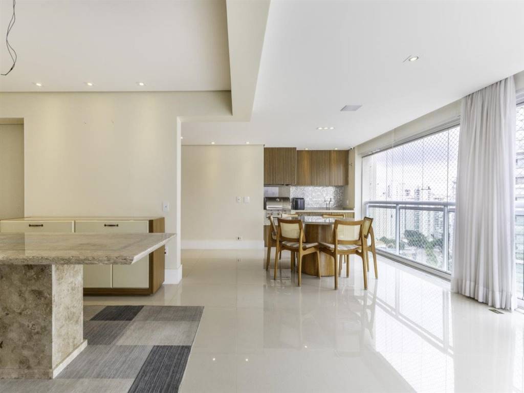 Apartamento com 3 quartos e 157 m² em Vila Guilhermina, Praia Grande