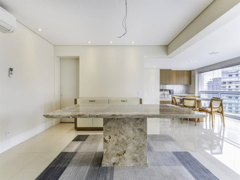Apartamento com 3 quartos e 157 m² em Vila Guilhermina, Praia Grande