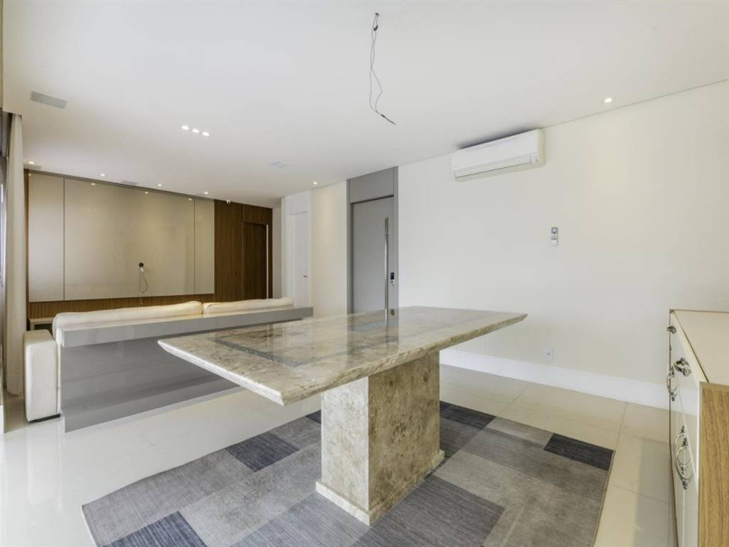Apartamento com 3 quartos e 157 m² em Vila Guilhermina, Praia Grande