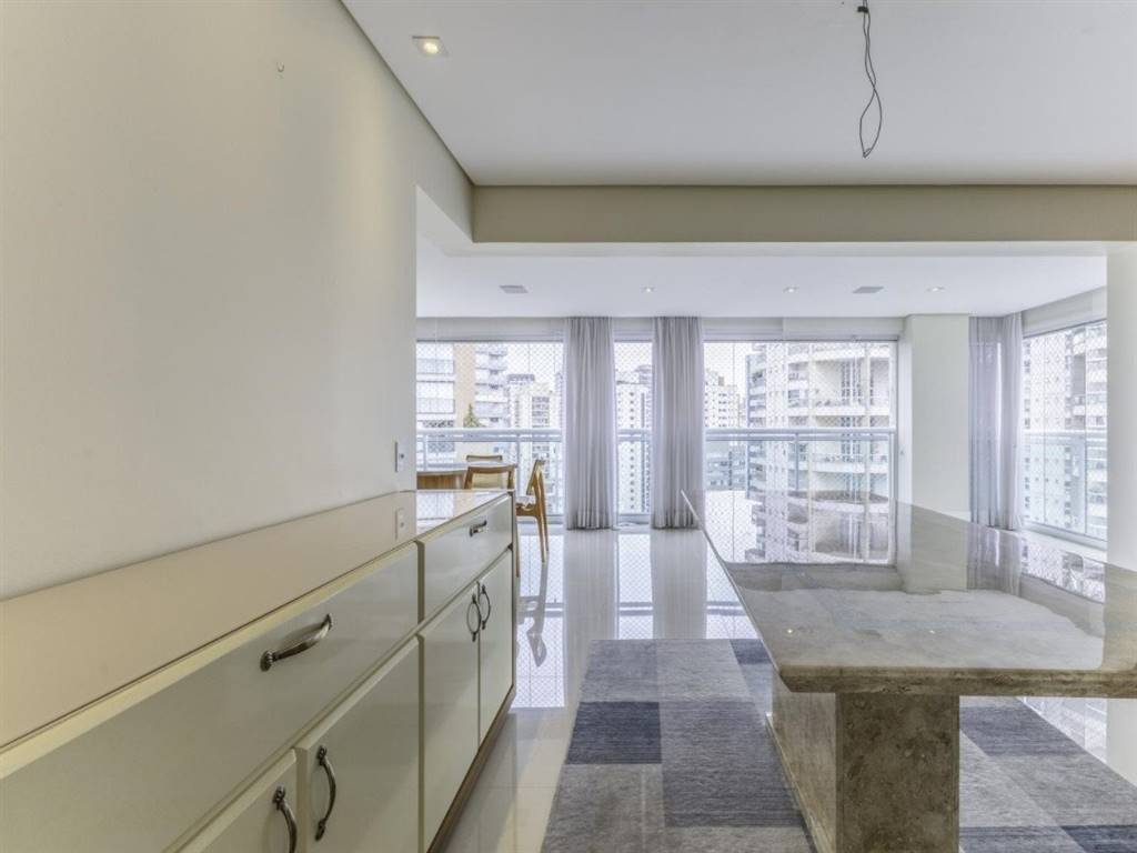 Apartamento com 3 quartos e 157 m² em Vila Guilhermina, Praia Grande