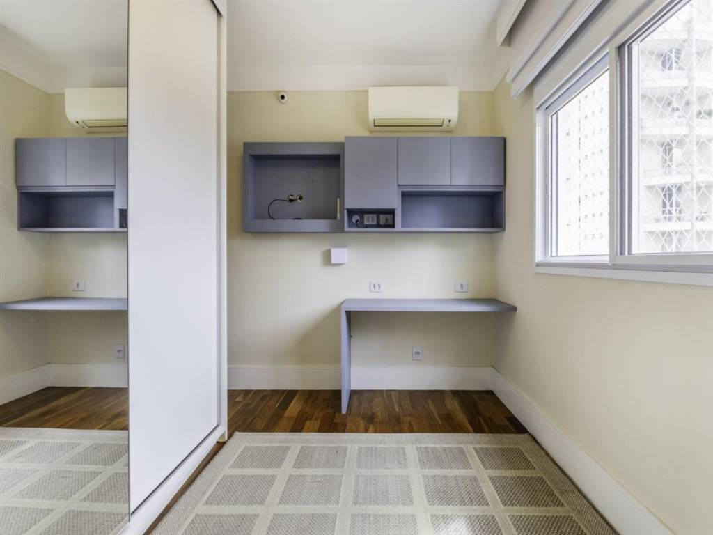 Apartamento com 3 quartos e 157 m² em Vila Guilhermina, Praia Grande