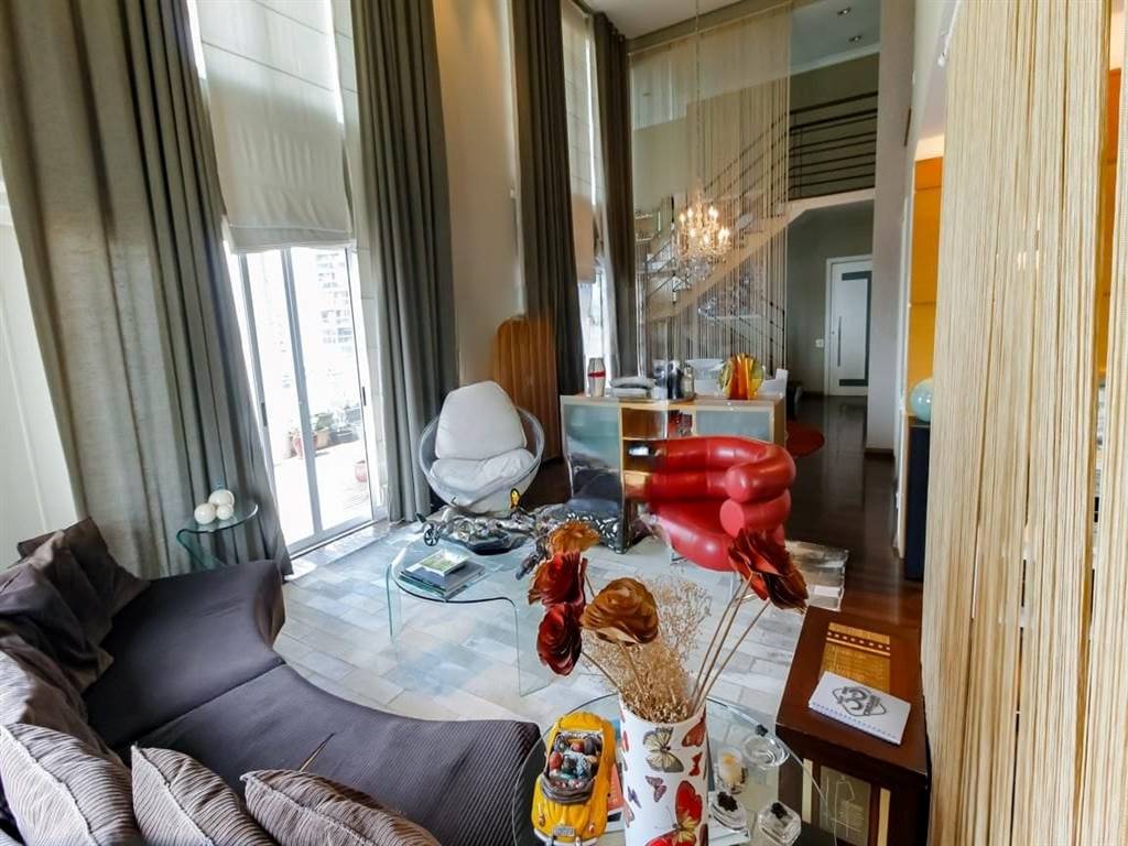 Apartamento com 2 quartos e 210 m² em Vila Guilhermina, Praia Grande