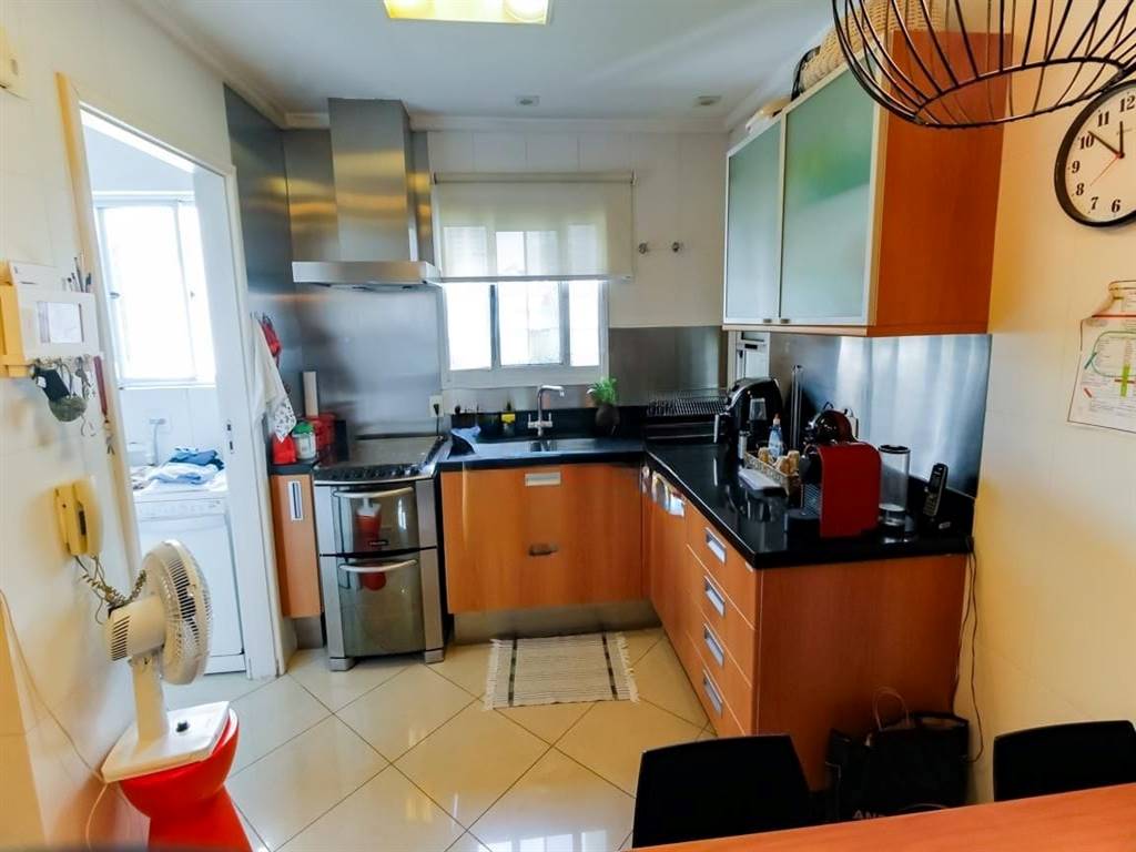 Apartamento com 2 quartos e 210 m² em Vila Guilhermina, Praia Grande