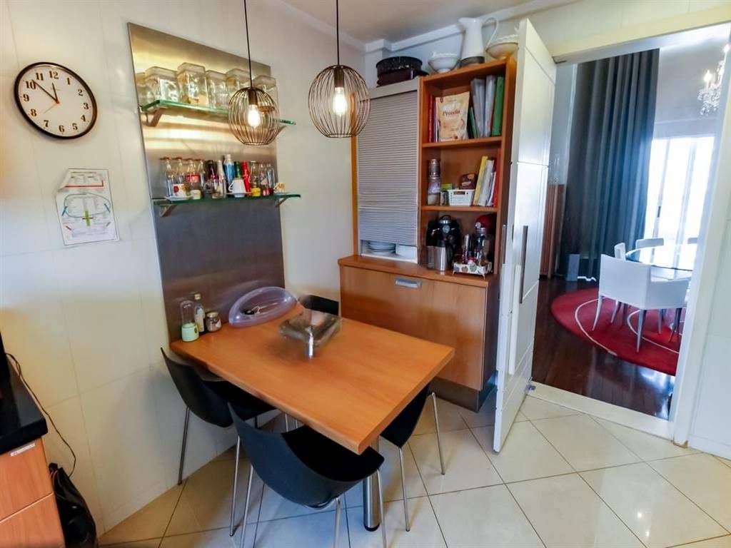 Apartamento com 2 quartos e 210 m² em Vila Guilhermina, Praia Grande