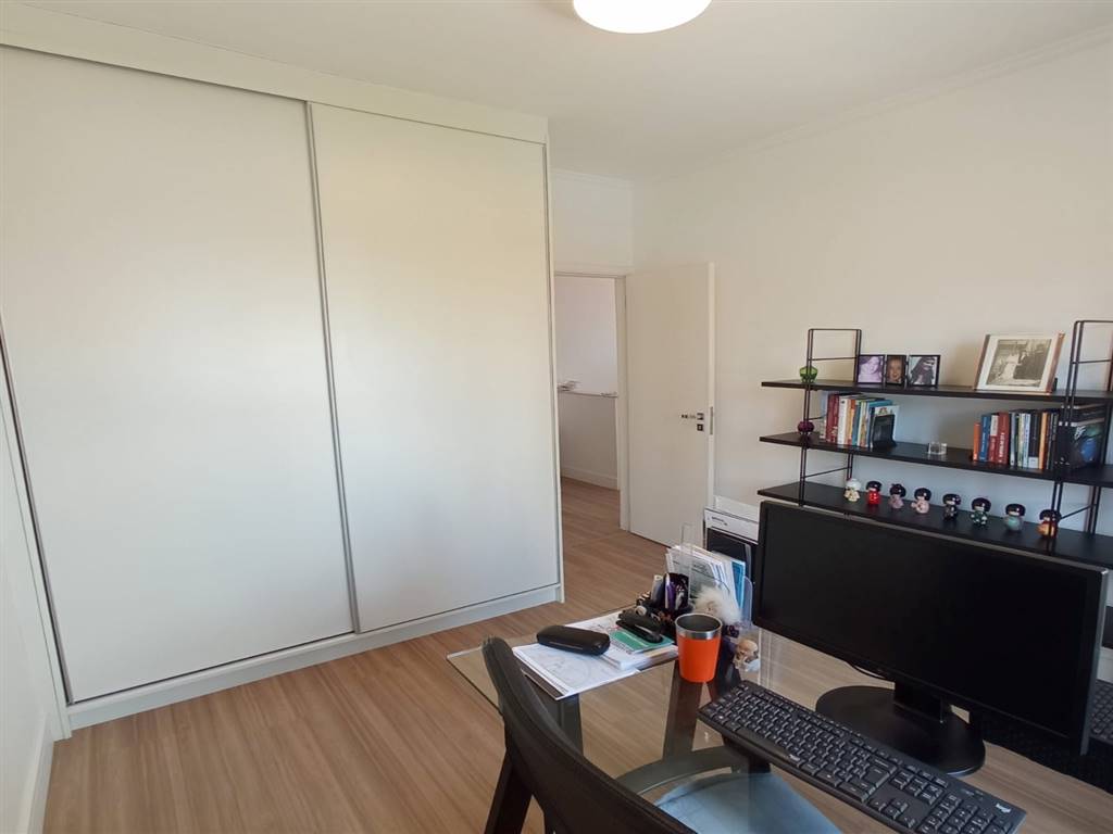 Casa com 3 quartos e 206 m² em Vila Guilhermina, Praia Grande