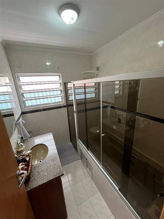 Casa com 3 quartos e 149 m² em Vila Guilhermina, Praia Grande