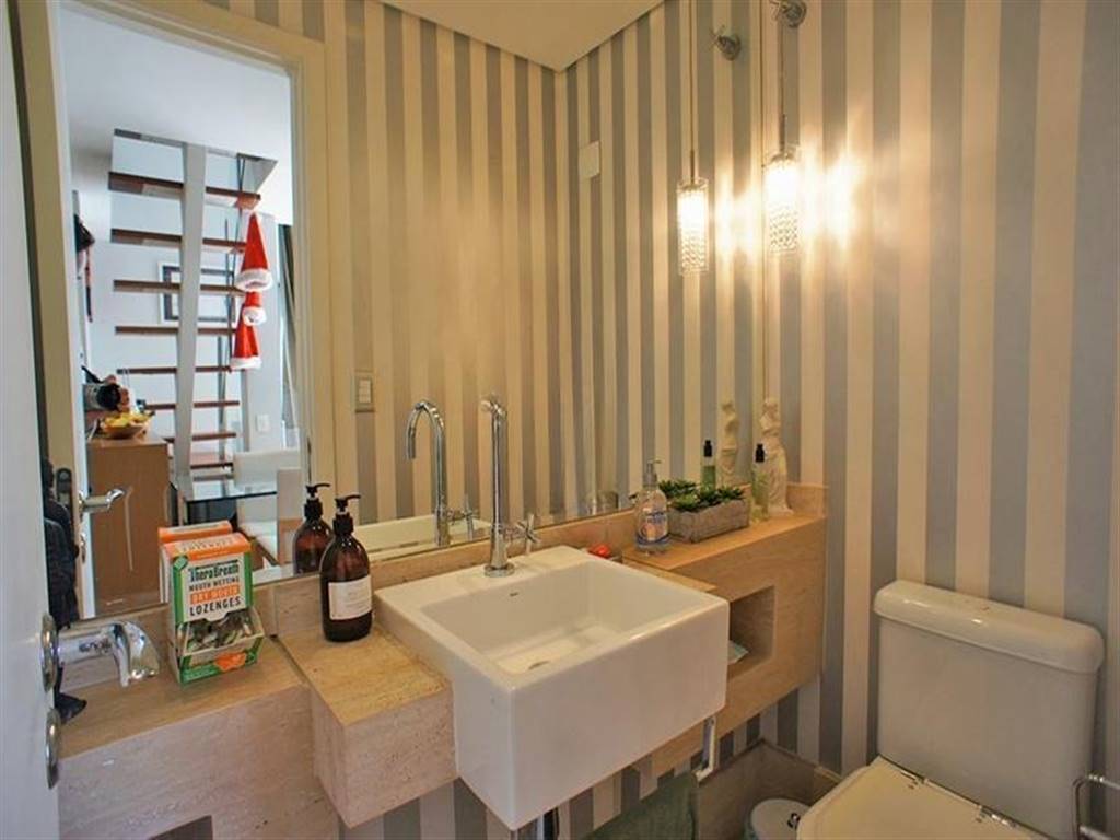 Apartamento com 2 quartos e 134 m² em Vila Guilhermina, Praia Grande