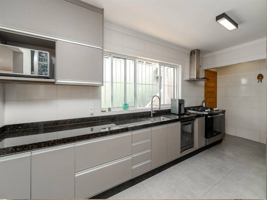 Casa com 3 quartos e 300 m² em Vila Guilhermina, Praia Grande