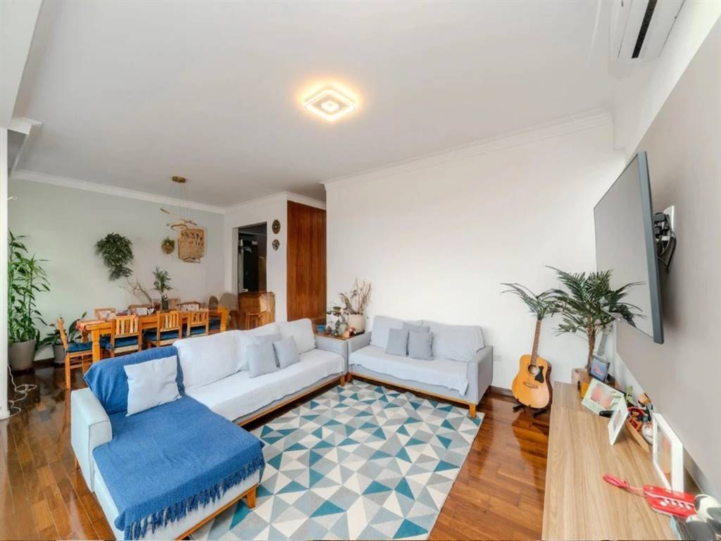Casa com 3 quartos e 300 m² em Vila Guilhermina, Praia Grande
