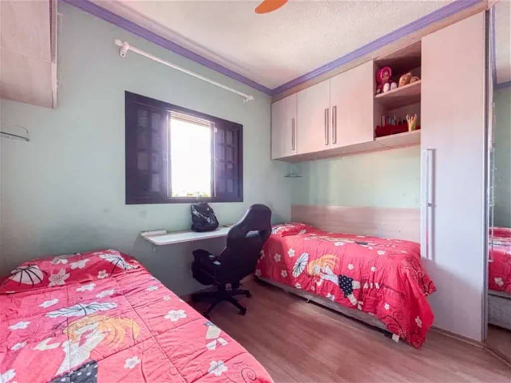Casa com 3 quartos e 227 m² em Vila Guilhermina, Praia Grande