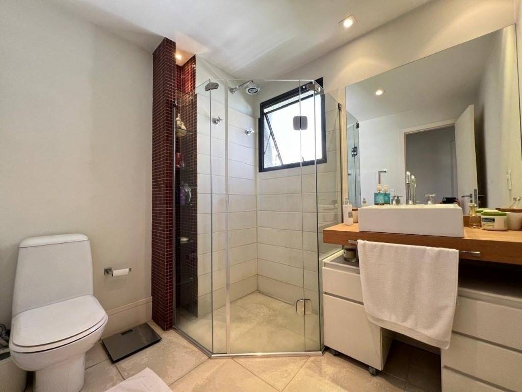 Apartamento com 2 quartos e 84 m² em Vila Guilhermina, Praia Grande