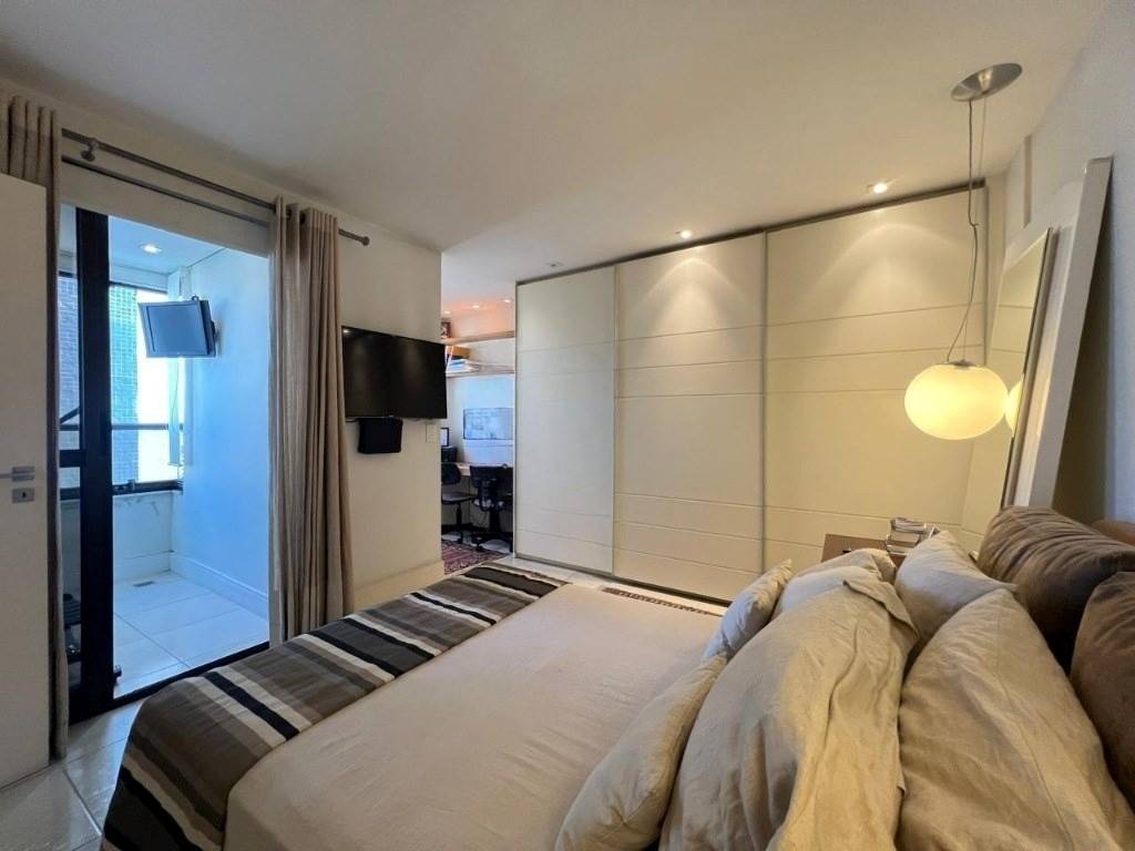 Apartamento com 2 quartos e 84 m² em Vila Guilhermina, Praia Grande