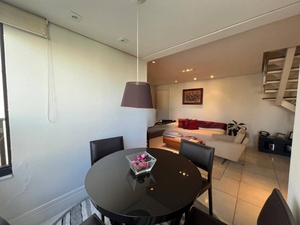 Apartamento com 2 quartos e 84 m² em Vila Guilhermina, Praia Grande