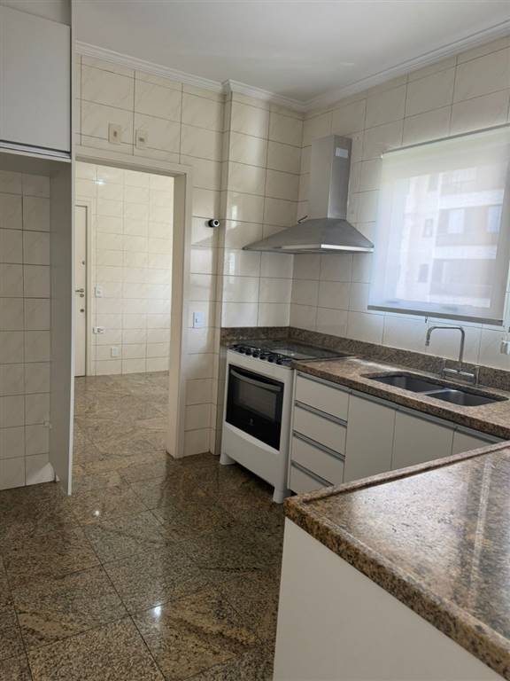 Apartamento com 3 quartos e 247 m² em Vila Guilhermina, Praia Grande