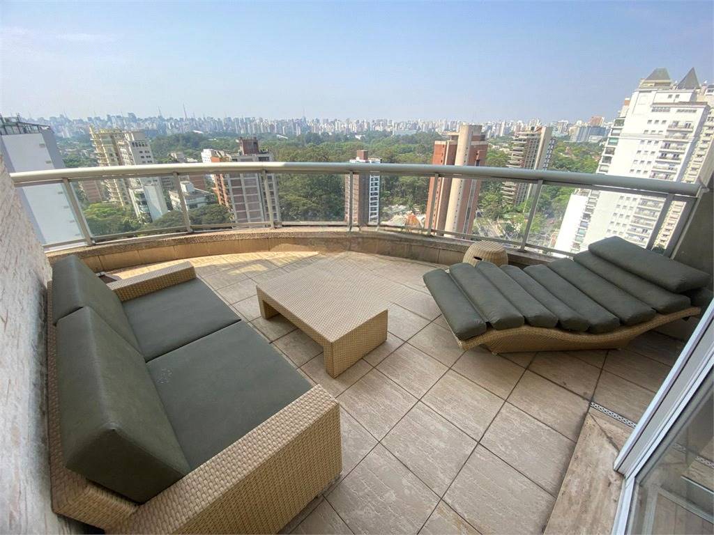 Apartamento com 2 quartos e 151 m² em Vila Guilhermina, Praia Grande