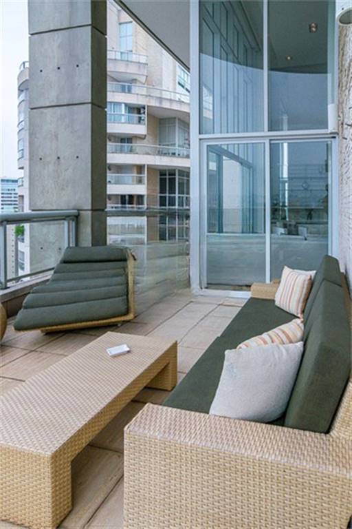 Apartamento com 2 quartos e 151 m² em Vila Guilhermina, Praia Grande