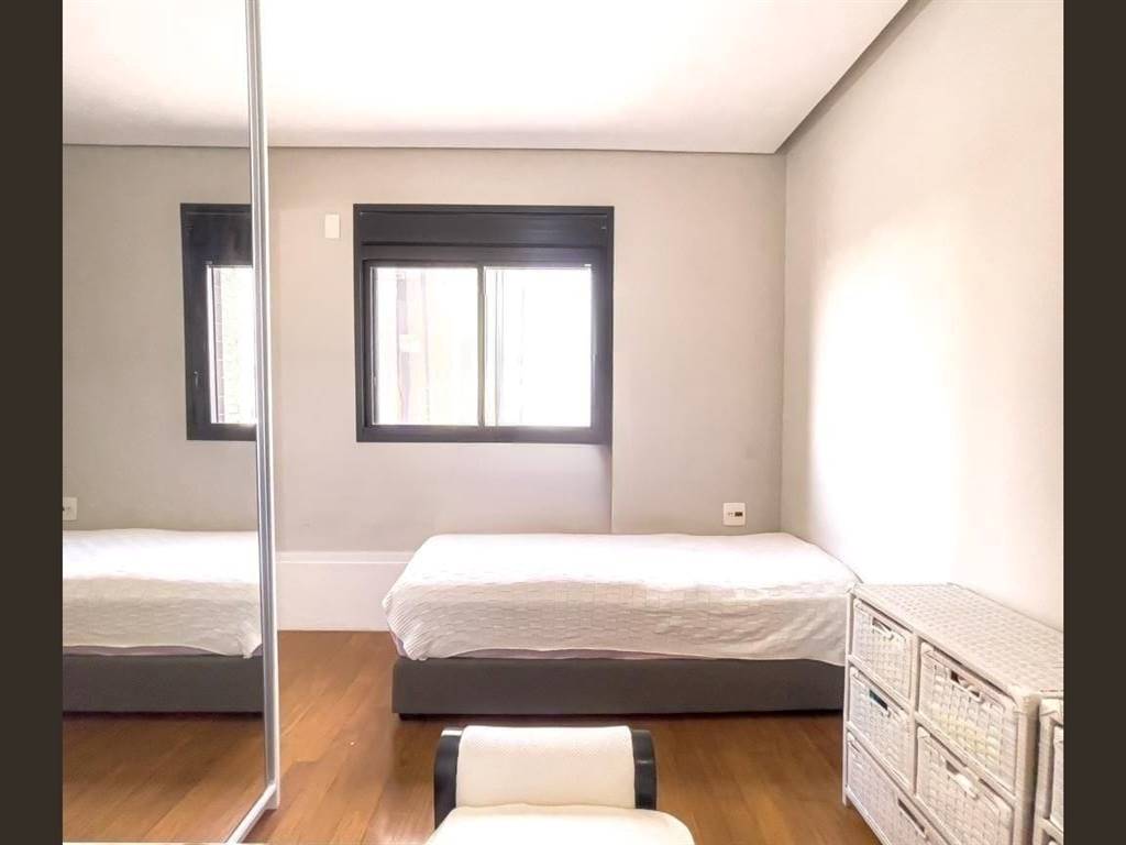 Apartamento com 4 quartos e 290 m² em Vila Guilhermina, Praia Grande