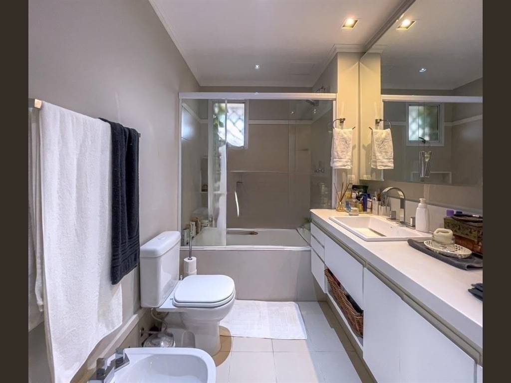 Apartamento com 4 quartos e 290 m² em Vila Guilhermina, Praia Grande