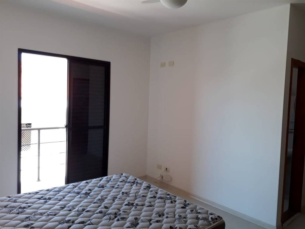 Casa com 3 quartos e 203 m² em Vila Guilhermina, Praia Grande