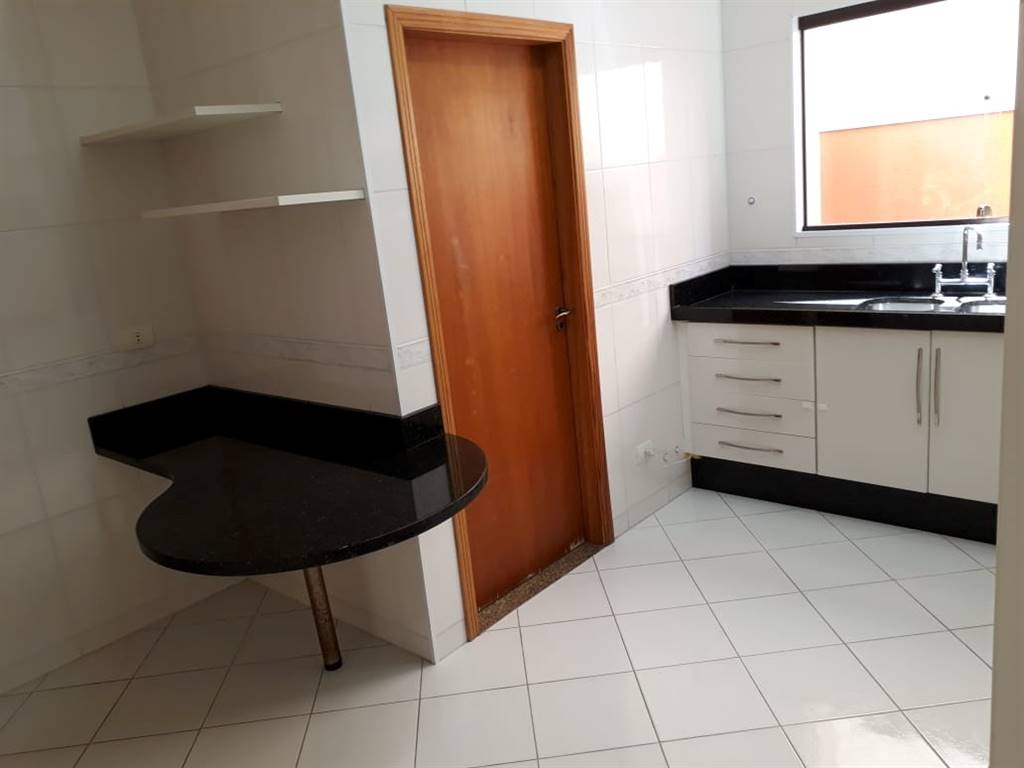 Casa com 3 quartos e 203 m² em Vila Guilhermina, Praia Grande