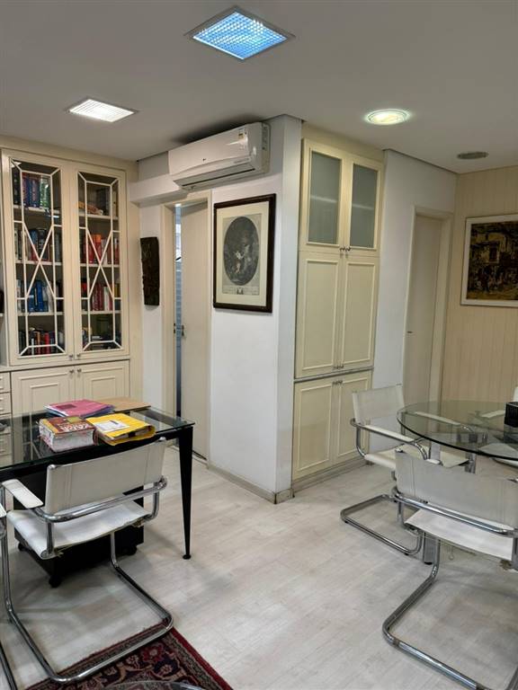 Apartamento com 93 m² em Vila Guilhermina, Praia Grande
