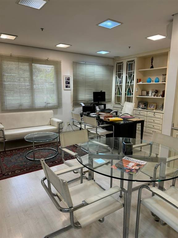 Apartamento com 93 m² em Vila Guilhermina, Praia Grande