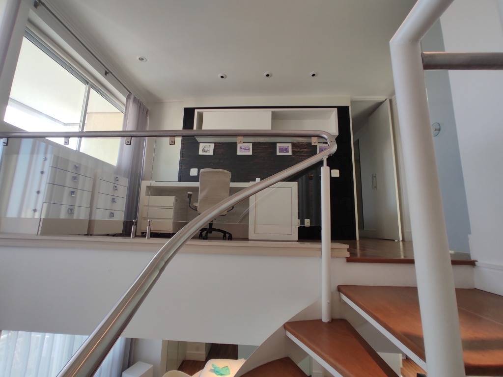 Apartamento com 1 quarto e 104 m² em Vila Guilhermina, Praia Grande