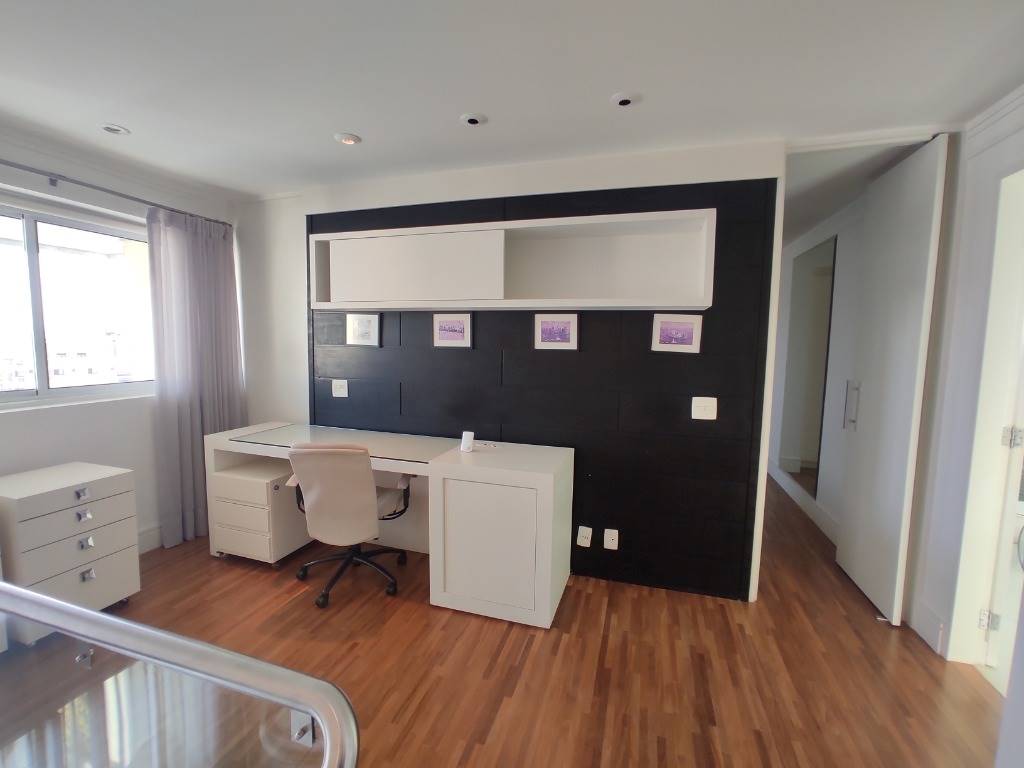 Apartamento com 1 quarto e 104 m² em Vila Guilhermina, Praia Grande