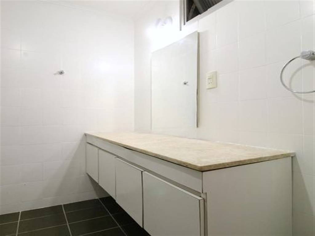 Apartamento com 3 quartos e 130 m² em Vila Guilhermina, Praia Grande