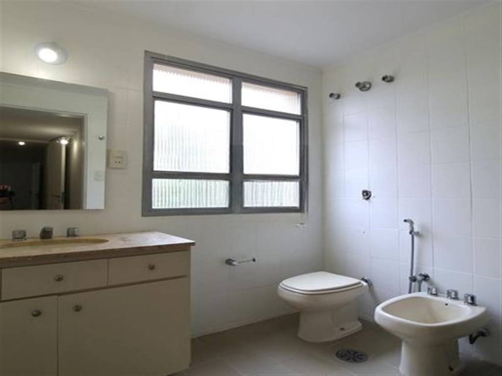 Apartamento com 3 quartos e 130 m² em Vila Guilhermina, Praia Grande
