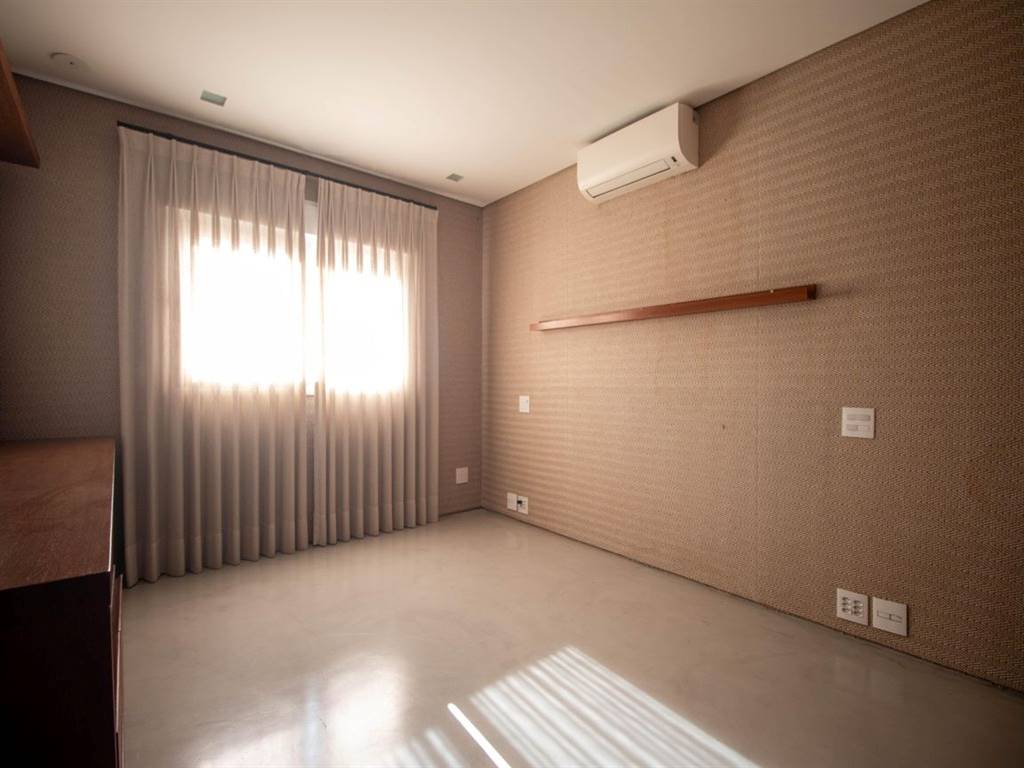 Apartamento com 3 quartos e 164 m² em Vila Guilhermina, Praia Grande