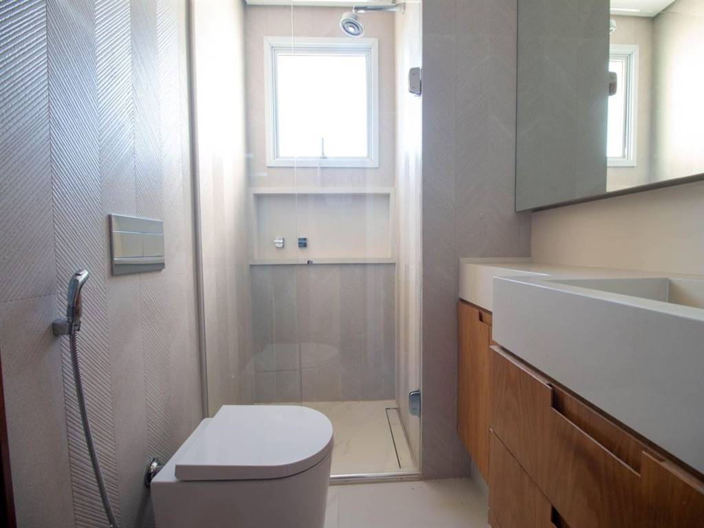 Apartamento com 3 quartos e 164 m² em Vila Guilhermina, Praia Grande