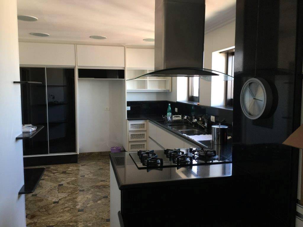 Apartamento com 4 quartos e 590 m² em Vila Guilhermina, Praia Grande