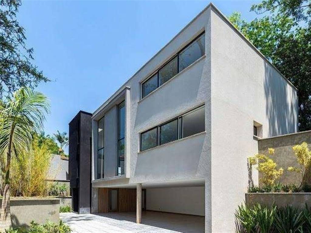 Casa com 4 quartos e 719 m² em Vila Guilhermina, Praia Grande