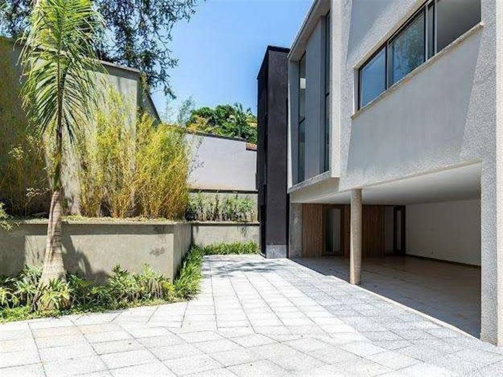 Casa com 4 quartos e 719 m² em Vila Guilhermina, Praia Grande