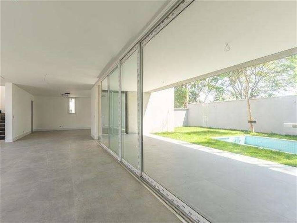 Casa com 4 quartos e 719 m² em Vila Guilhermina, Praia Grande