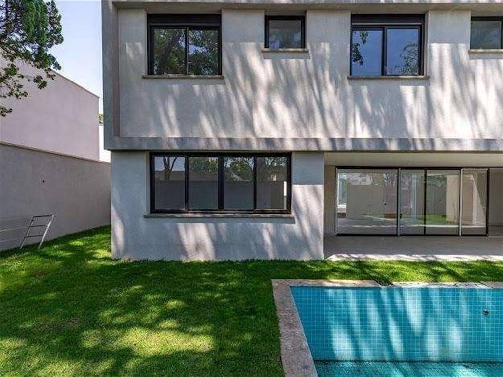 Casa com 4 quartos e 719 m² em Vila Guilhermina, Praia Grande