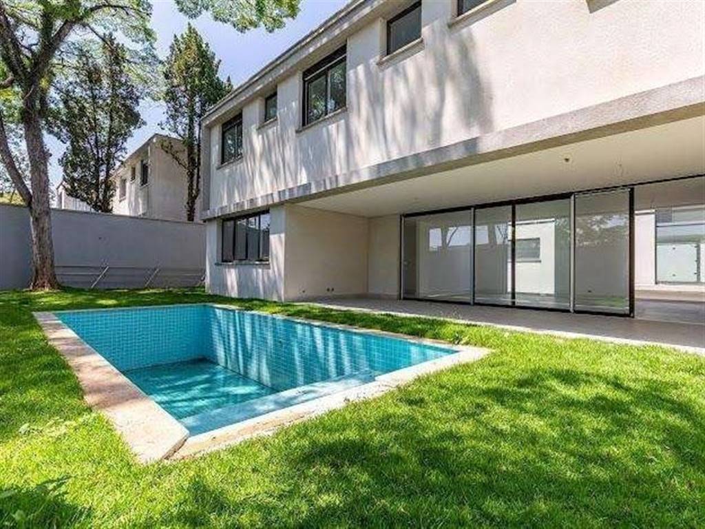 Casa com 4 quartos e 719 m² em Vila Guilhermina, Praia Grande