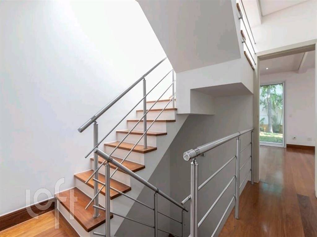 Casa com 4 quartos e 765 m² em Vila Guilhermina, Praia Grande