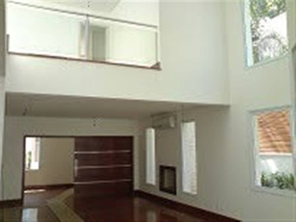 Casa com 4 quartos e 765 m² em Vila Guilhermina, Praia Grande