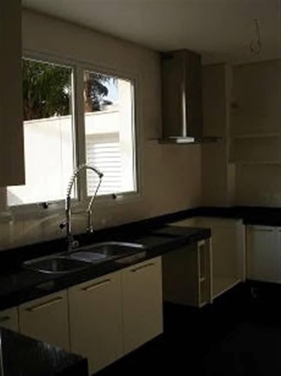Casa com 4 quartos e 765 m² em Vila Guilhermina, Praia Grande