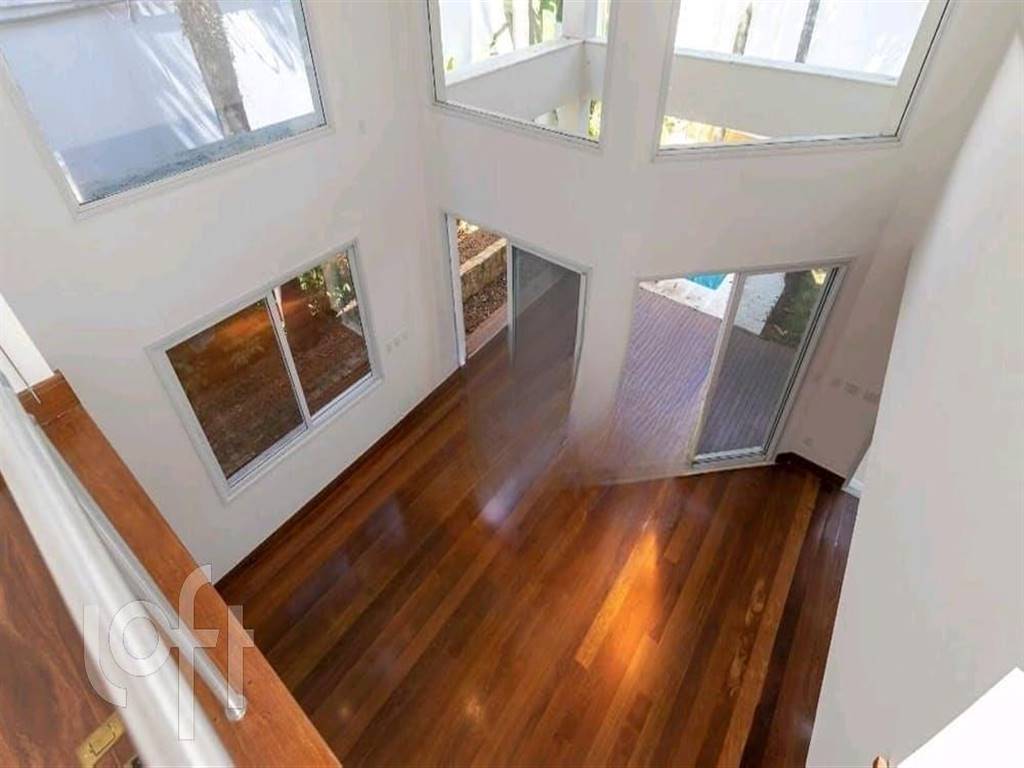 Casa com 4 quartos e 765 m² em Vila Guilhermina, Praia Grande