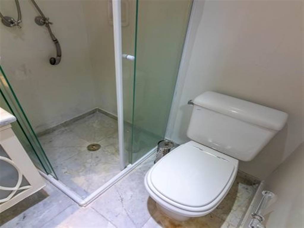 Apartamento com 2 quartos e 72 m² em Vila Guilhermina, Praia Grande