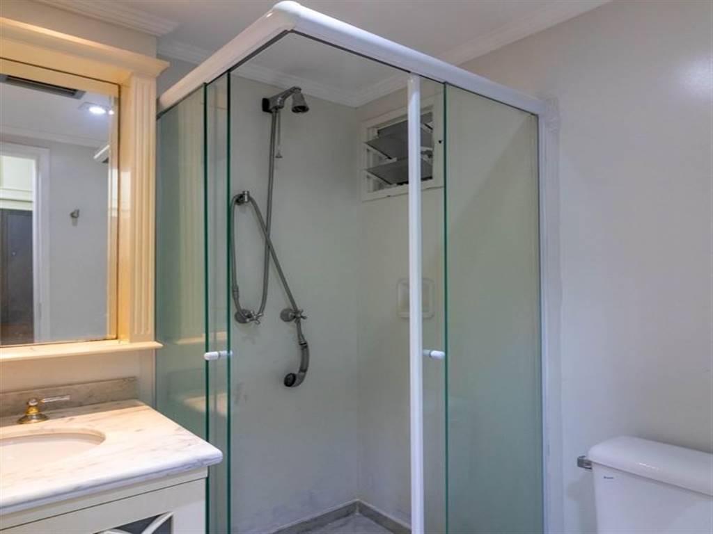 Apartamento com 2 quartos e 72 m² em Vila Guilhermina, Praia Grande