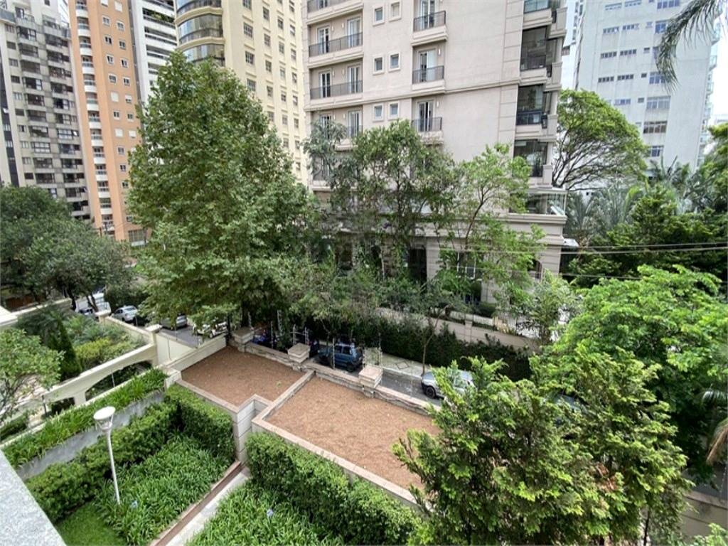 Apartamento com 4 quartos e 518 m² em Vila Guilhermina, Praia Grande