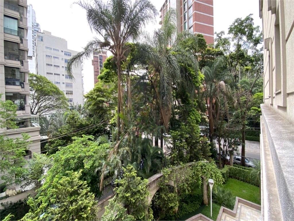 Apartamento com 4 quartos e 518 m² em Vila Guilhermina, Praia Grande